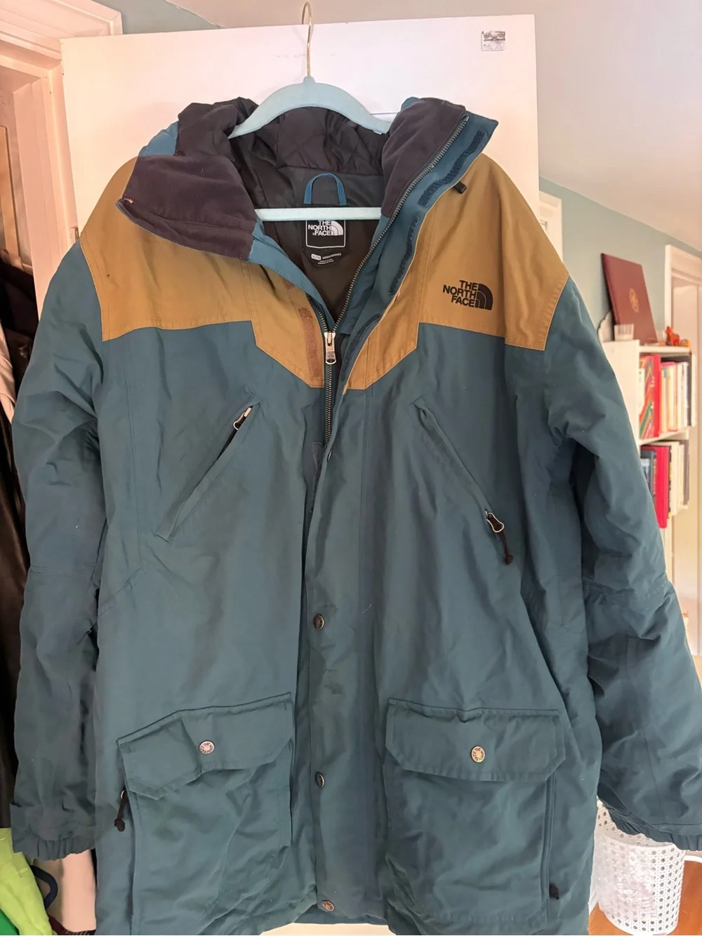 The North Face Teal and Brown Men’s Insulated Hooded Jacket